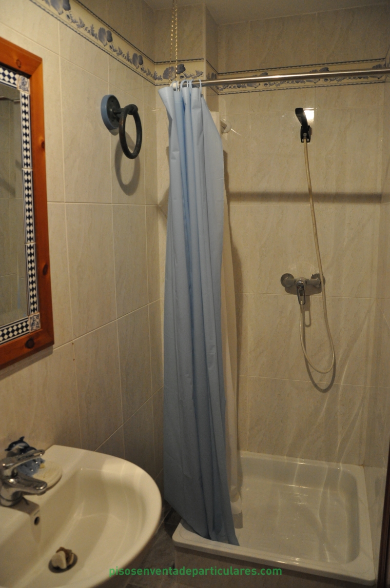 Baño con ducha