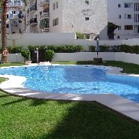 alquilo apartamento en nerja malaga de dos dormitorios