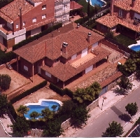 CASA NUEVA A 4 VIENTOS CON PISCINA