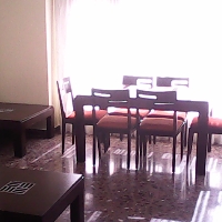 Piso amplio y luminoso.