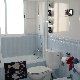 Baño principal con bañera y ventana exterior