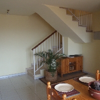 SE VENDE DUPLEX EN RUBI+ UN COCHE HYUNDAI GETZ  DE REGALO.