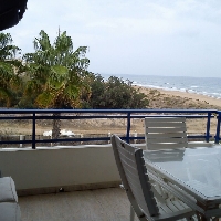 Apartamento en primera linea playa de Piles